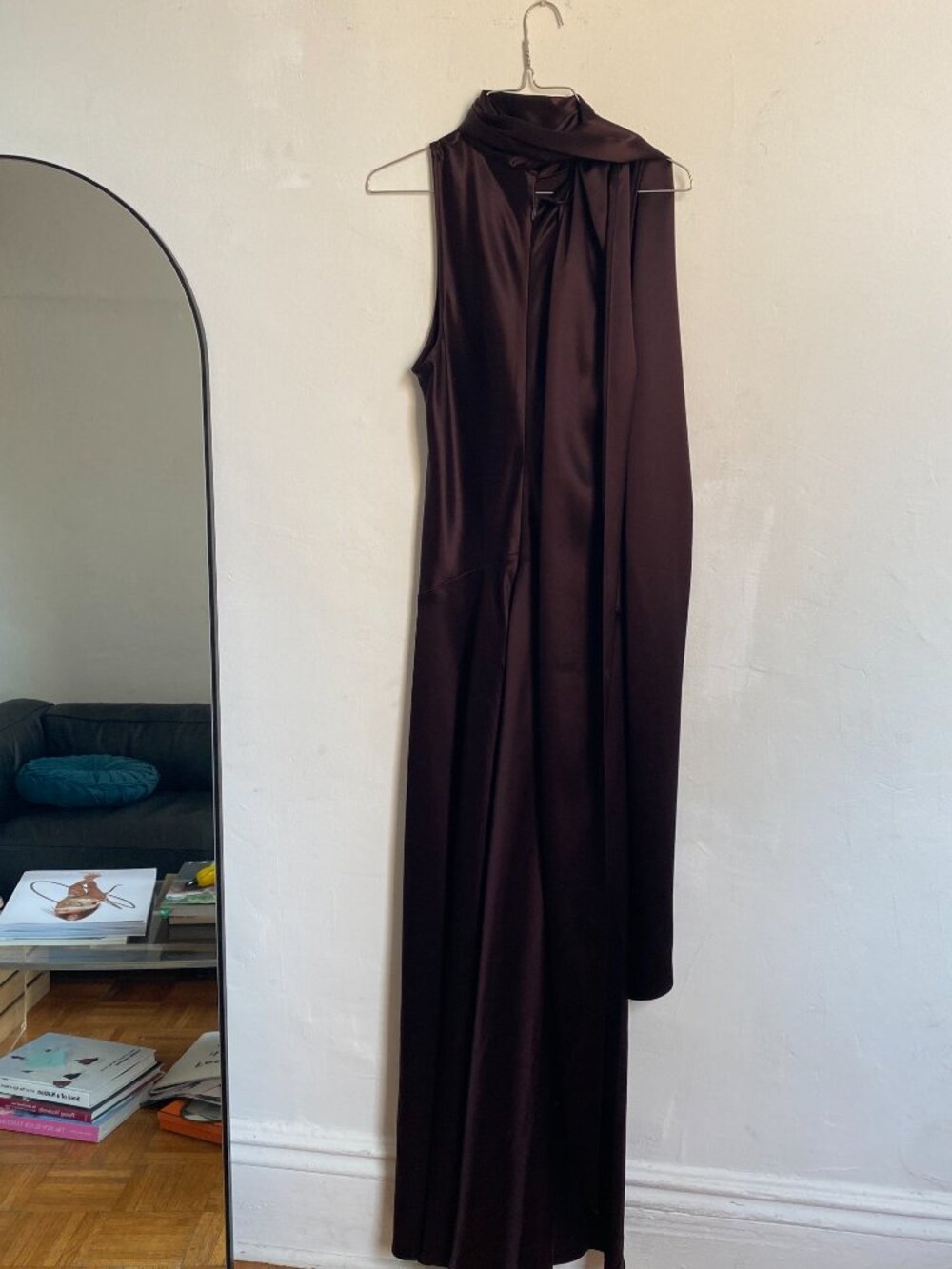 Never-Worn Reiss Satin Cape Maxi Dress in Burgundy Perfect for Fall Wedding - Picture 8 of 15